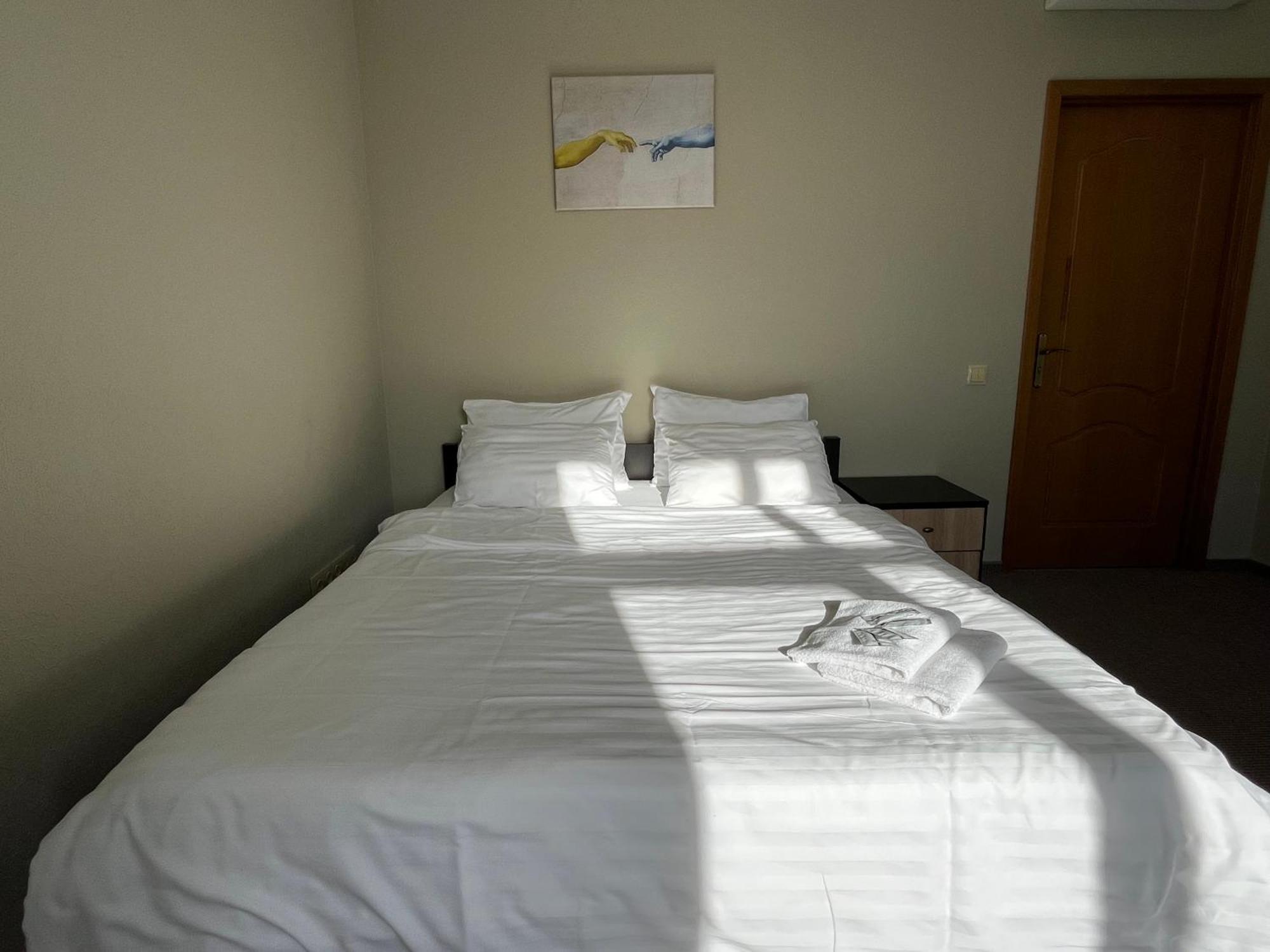 4Room Hostel Kyjev Exteriér fotografie
